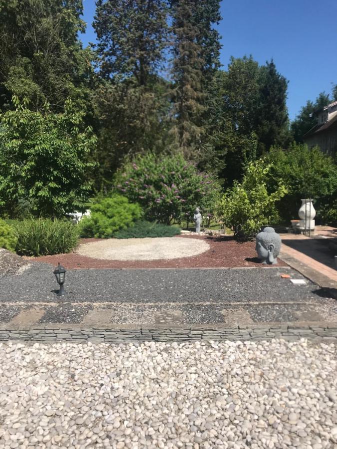 Apartamento Yinloft Sainte-Gemme-Moronval Exterior foto